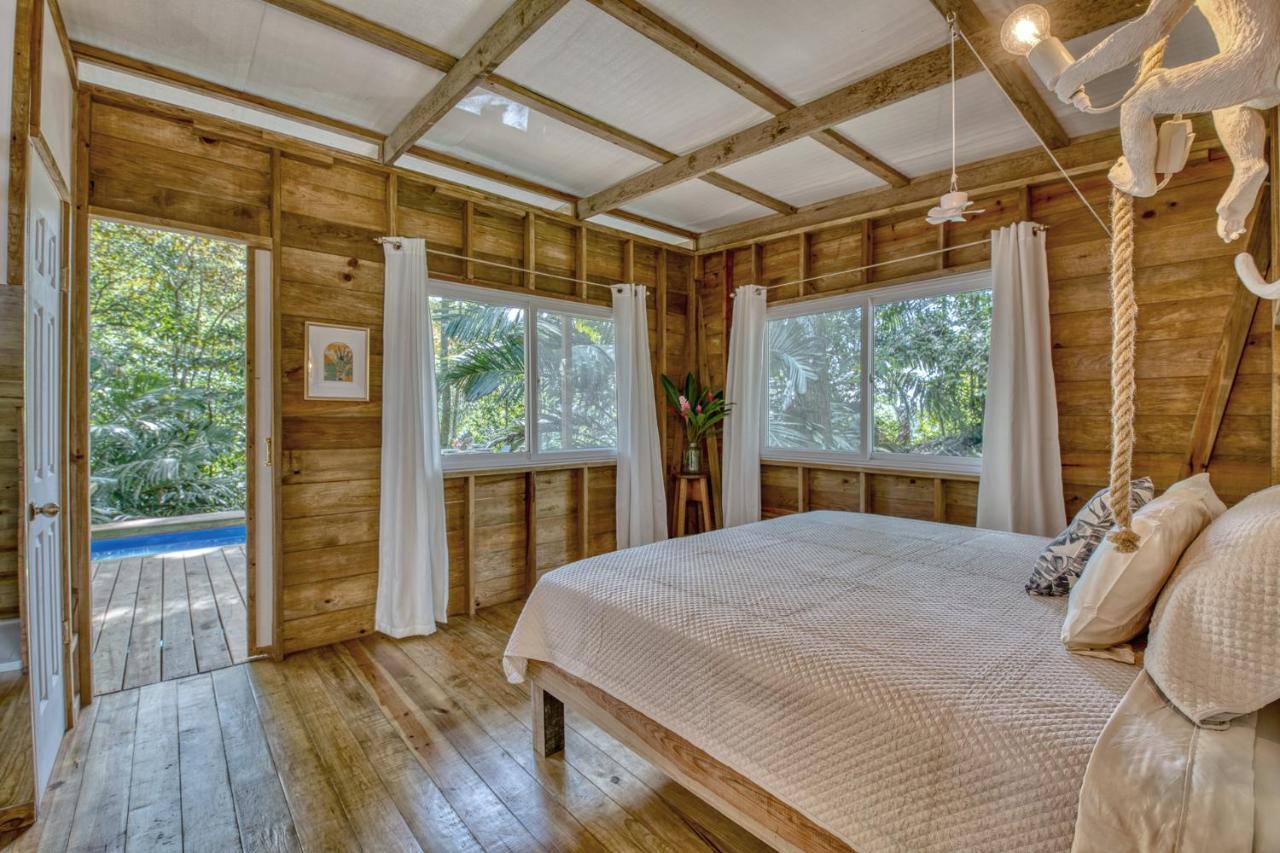 Big Bight Monkey Tiny House - Private Swimming Poolヴィラ エクステリア 写真