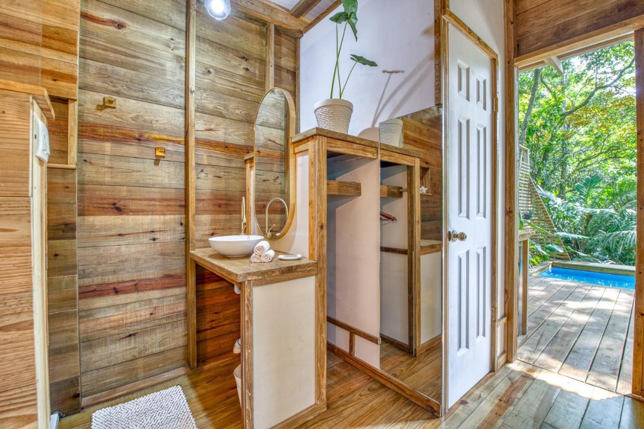 Big Bight Monkey Tiny House - Private Swimming Poolヴィラ エクステリア 写真