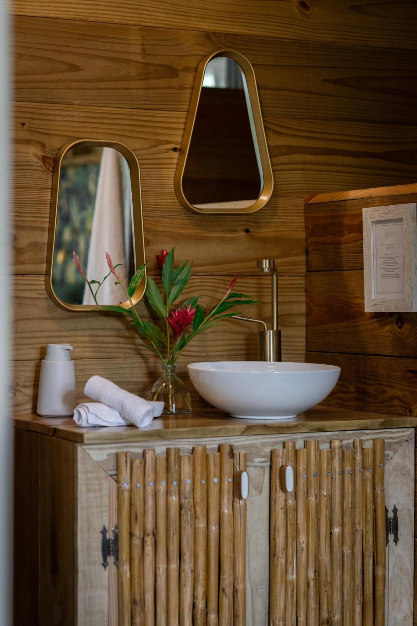 Big Bight Monkey Tiny House - Private Swimming Poolヴィラ エクステリア 写真